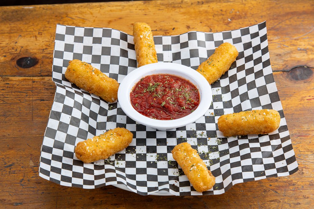 Mozzarella Sticks (6)