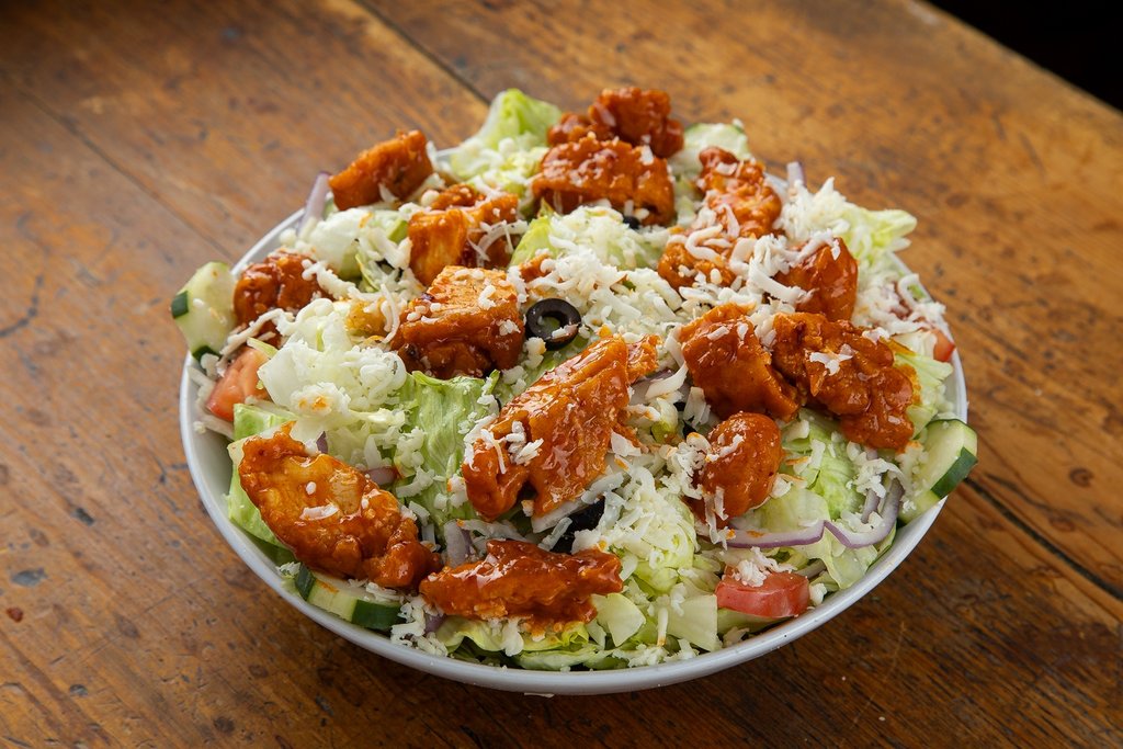 Buffalo Crispy Chicken Salad