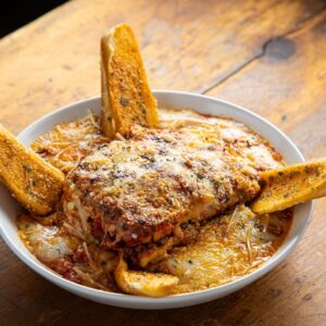 Baked meat lasagna