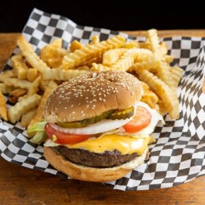 Cheeseburger with french fries